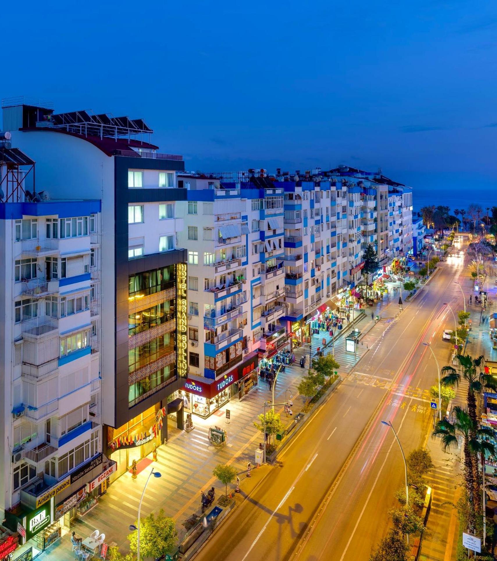 Grand Gulluk Hotel & Spa City Center أنطاليا المظهر الخارجي الصورة