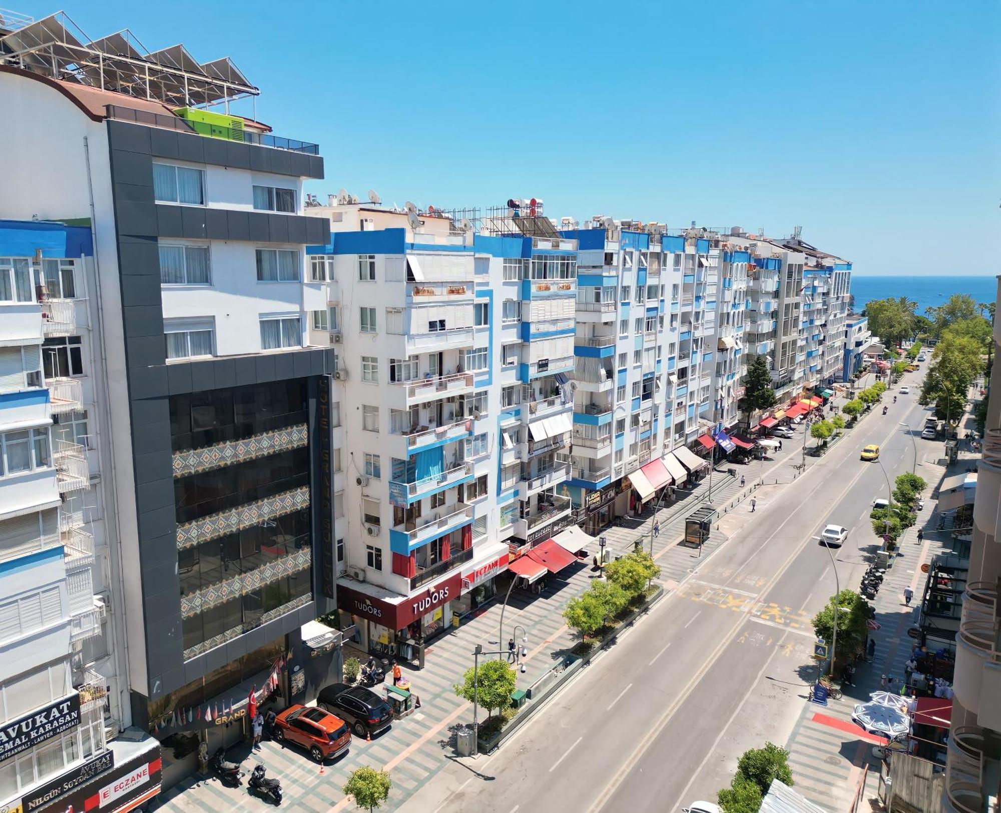 Grand Gulluk Hotel & Spa City Center أنطاليا المظهر الخارجي الصورة